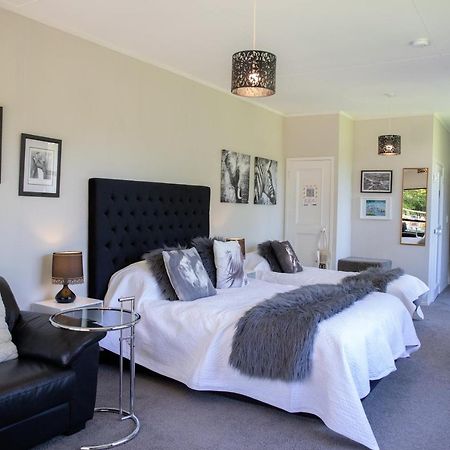 Bed and Breakfast Swan House Martinborough Exterior foto